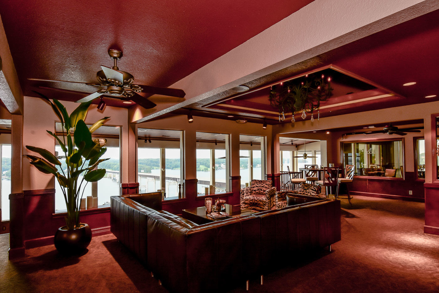 JB Hooks - The West Wing - Lounge Seating